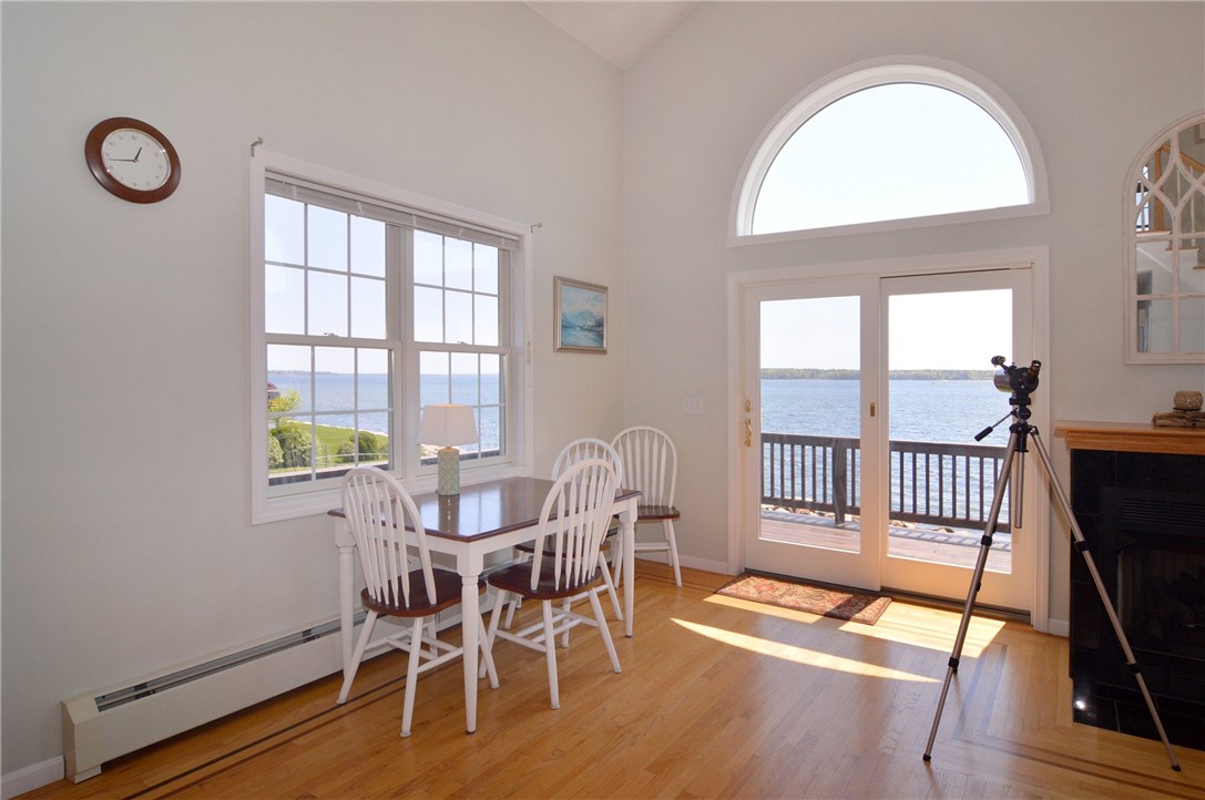50 Melbourn Road Warwick, RI 02886 - Photo 9 of 25