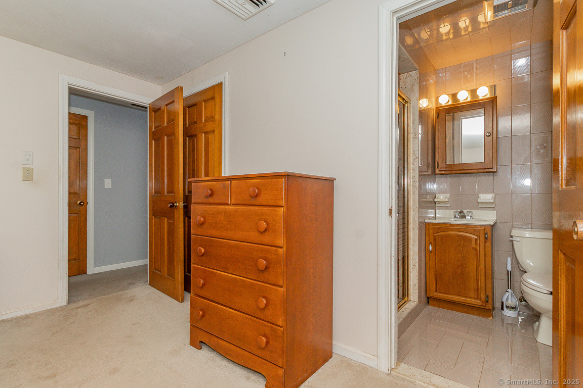 97 Longview Drive Berlin, CT 06037 - Photo 21 of 39