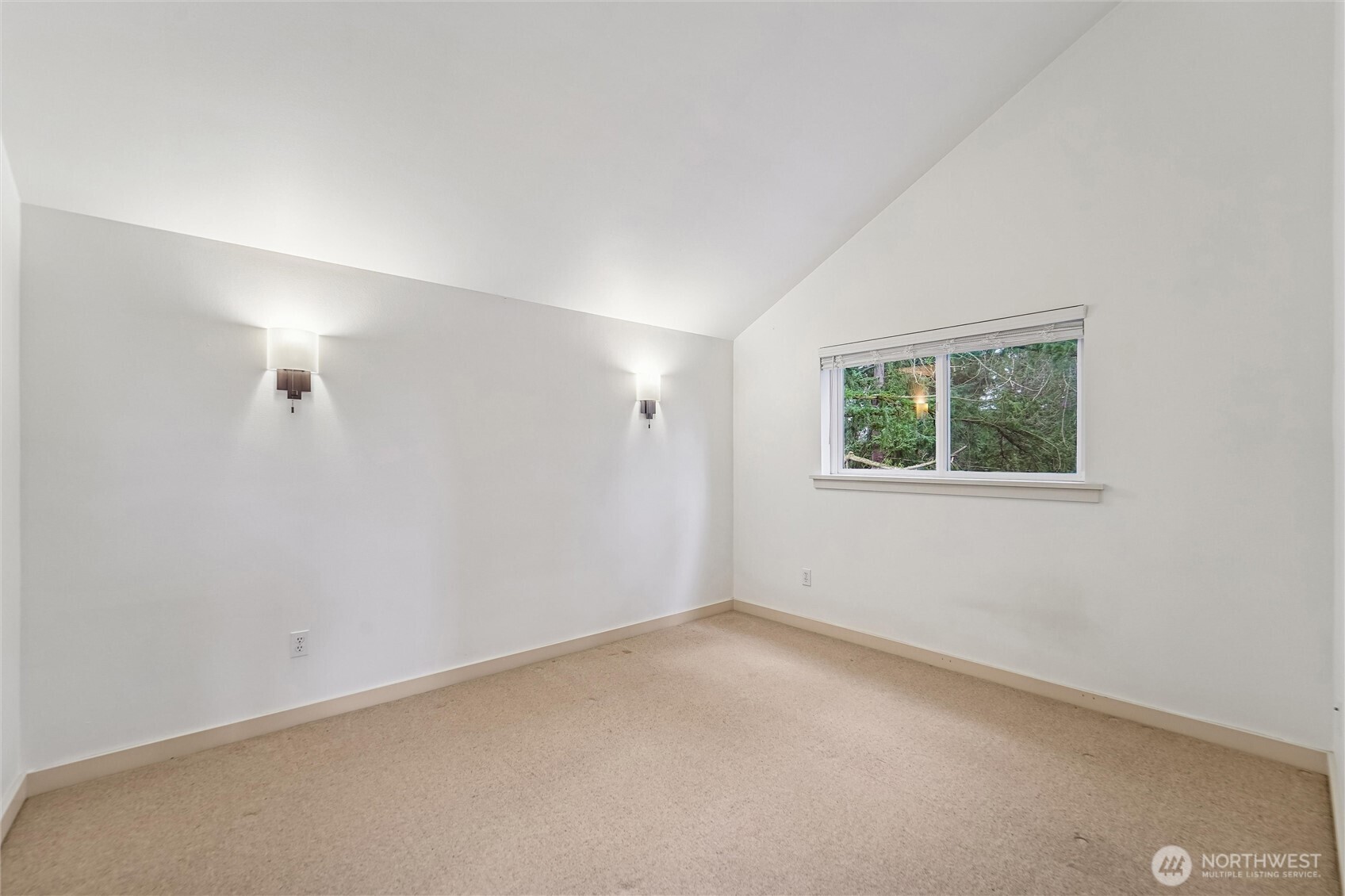 308 North 133rd Street Seattle, WA 98133 - Photo 22 of 34