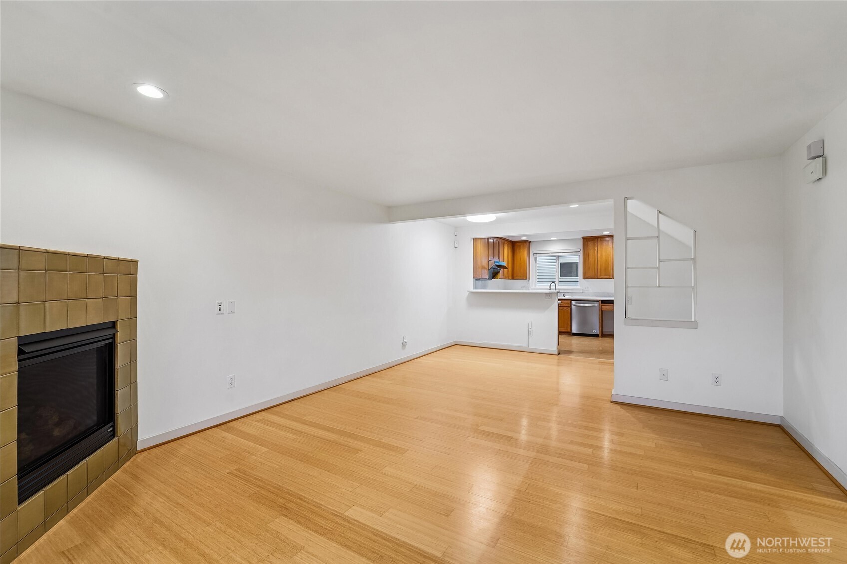 308 North 133rd Street Seattle, WA 98133 - Photo 8 of 34