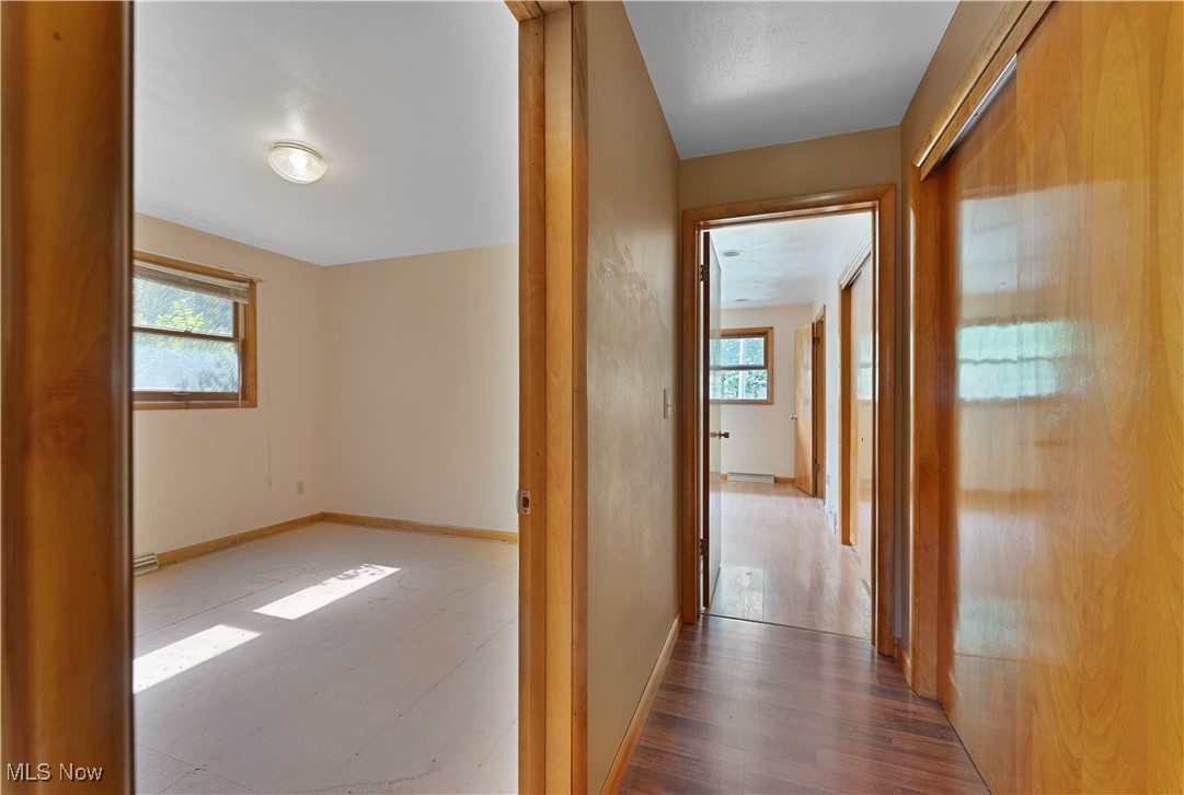 2425 Pleasant Valley Road Vienna, OH 44473 - Photo 27 of 48 Gallery Image 27