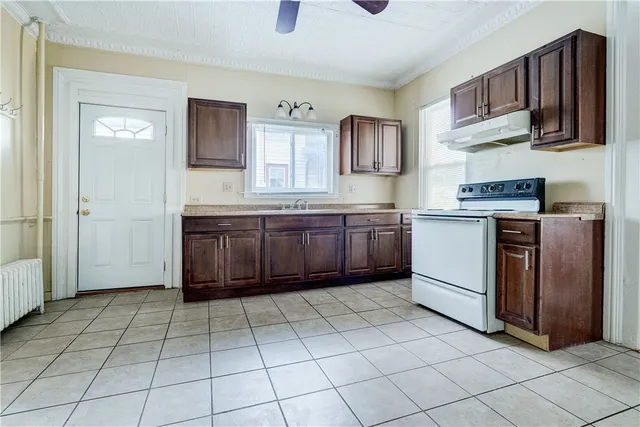 $1,495 | 416 Gregory Street, Unit DOWN, Rochester, NY 14620