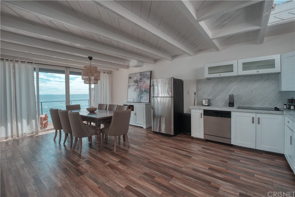 20650 Pacific Coast Highway Malibu, CA 90265 - Photo 18 of 23