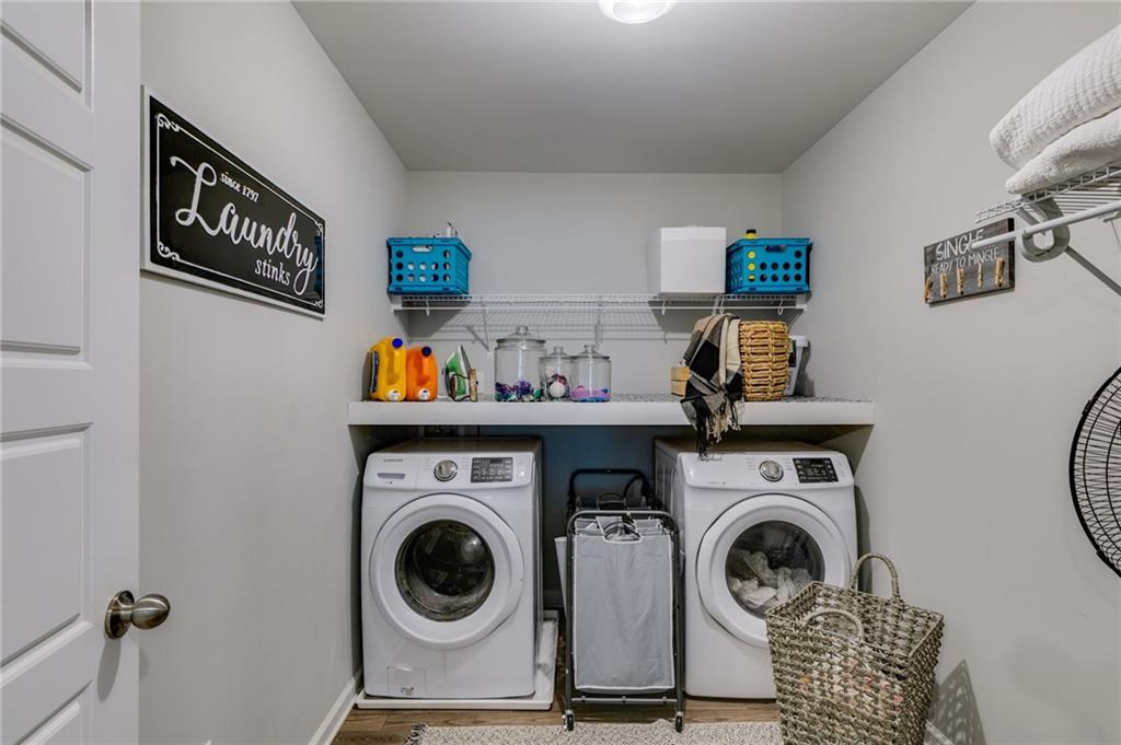 13 Westbrook Road Carrollton, GA 30116 - Photo 22 of 39 a utility room with dryer and washer
