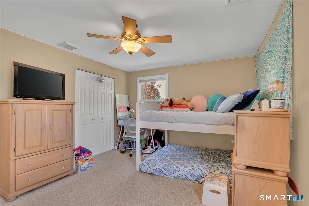 58 School House Road Wallingford, CT 06492 - Photo 19 of 35