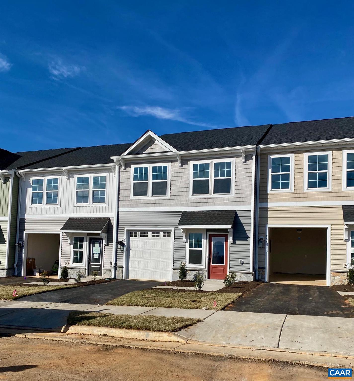 209 Sunbird Lane Waynesboro, VA 22980 - Photo 2 of 27