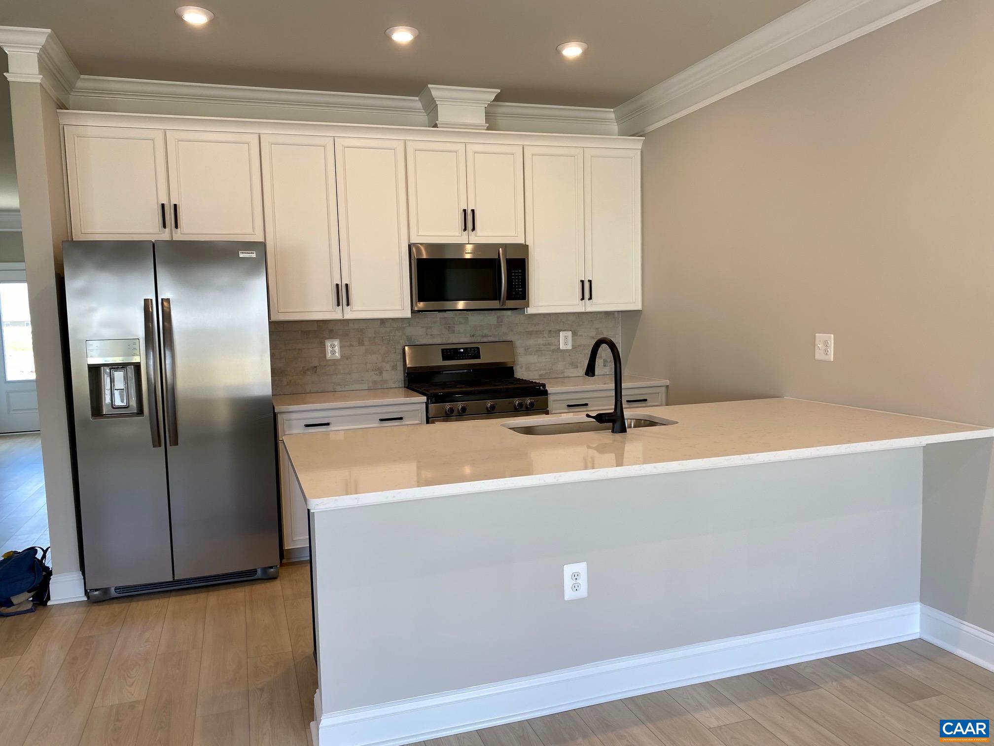 209 Sunbird Lane Waynesboro, VA 22980 - Photo 3 of 27