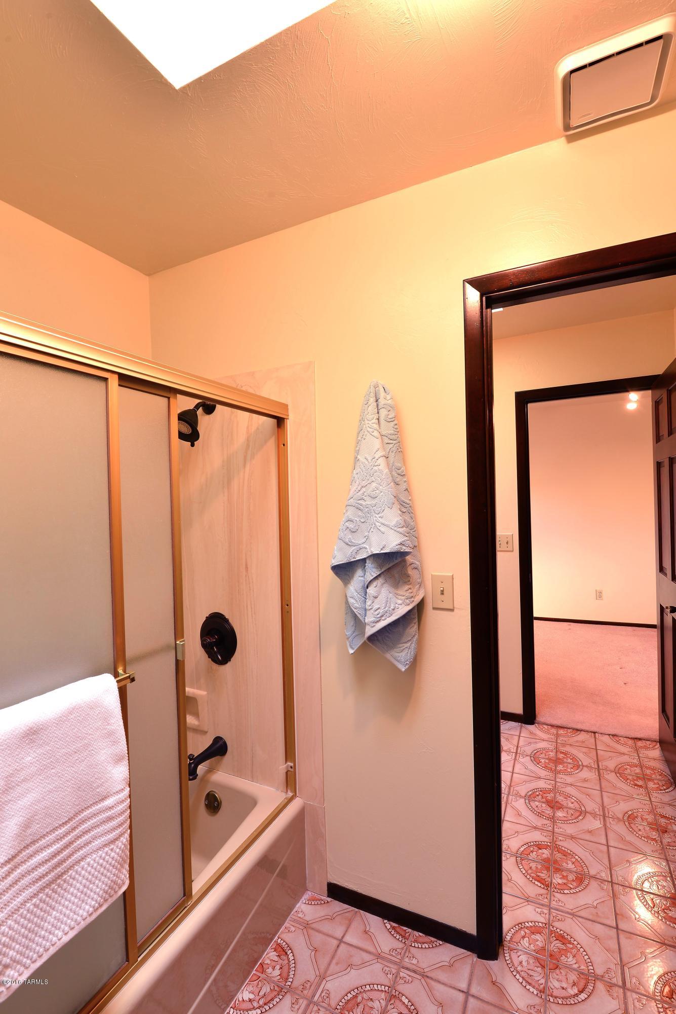 4010 East Cocopas Road Tucson, AZ 85718 - Photo 11 of 26 Gallery Image 11