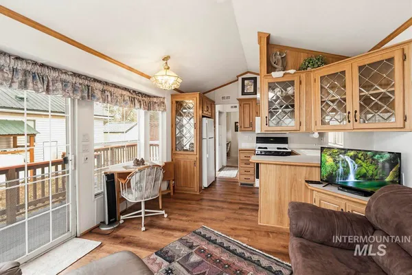 $180,000 | 25 E Street, Cascade, ID 83611