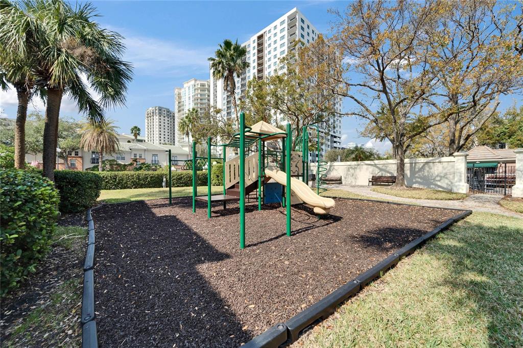 845 Normandy Trace Road Tampa, FL 33602 - Photo 28 of 53