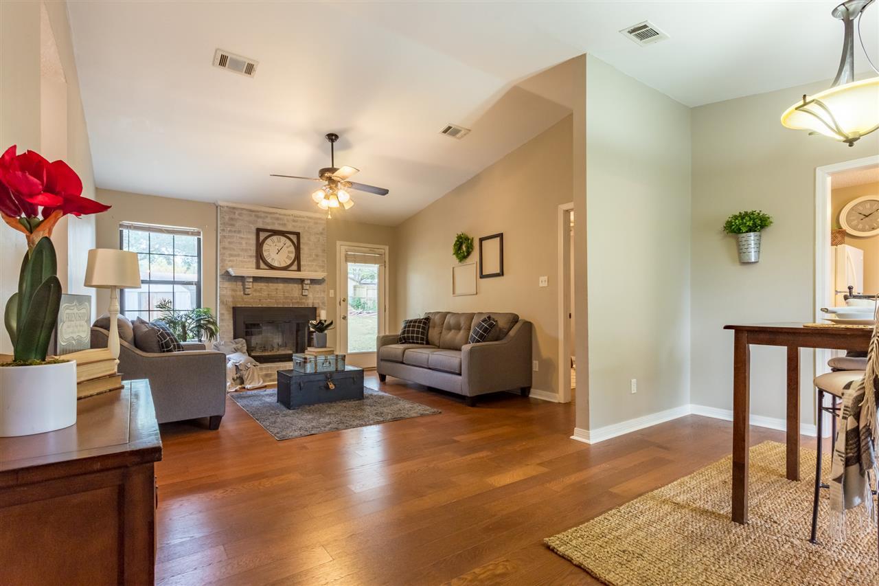 6691 Bellview Pines Road Pensacola, FL 32526 - Photo 4 of 36