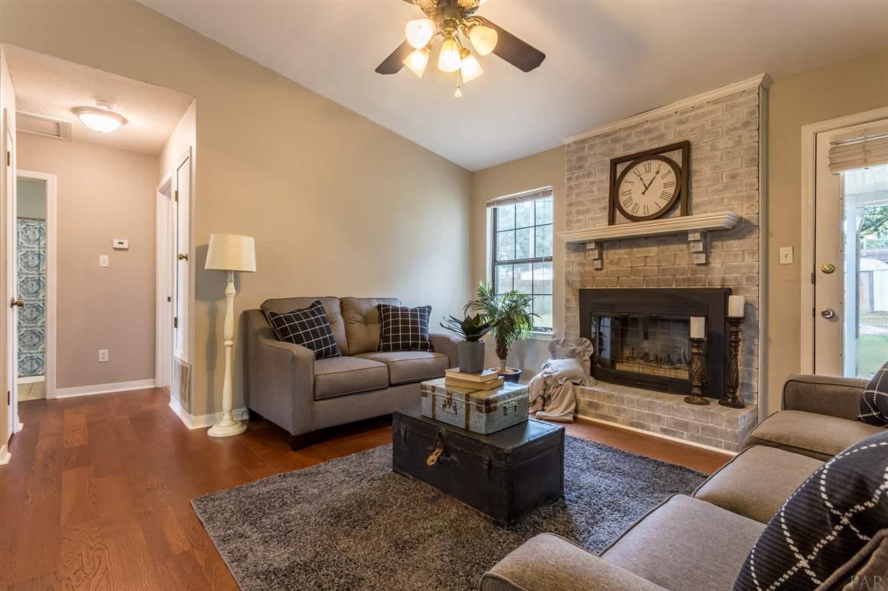 6691 Bellview Pines Road Pensacola, FL 32526 - Photo 5 of 36