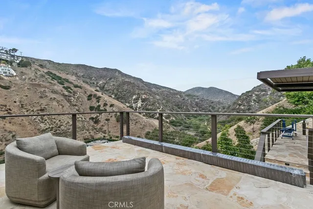 $47,500 | 345 Emerald Bay, Laguna Beach, CA 92651