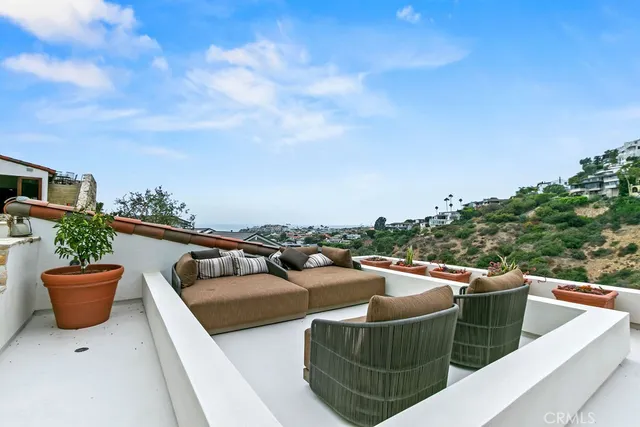 $47,500 | 345 Emerald Bay, Laguna Beach, CA 92651