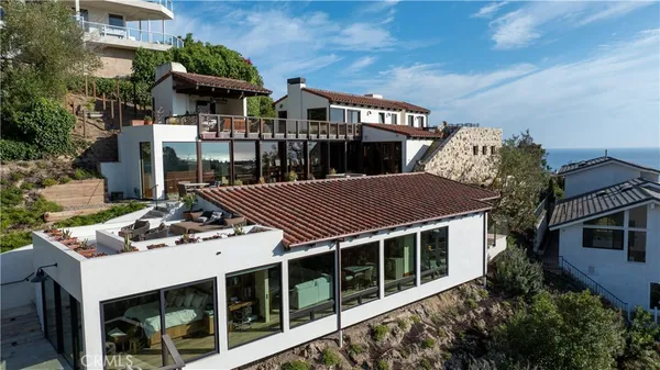 $60,000 | 345 Emerald Bay, Laguna Beach, CA 92651