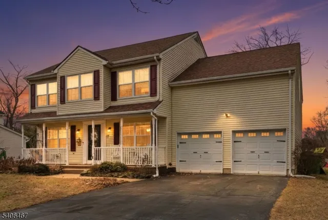 $517,000 | 17 Frelinghuysen Street, Belvidere, NJ 07823