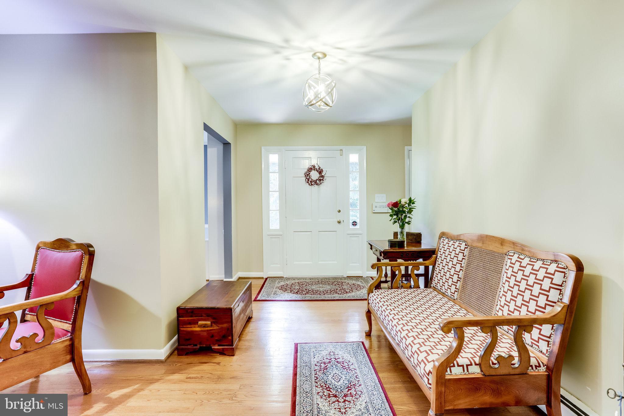 5538 Beverleys Mill Road Broad Run, VA 20137 - Photo 4 of 69 Foyer