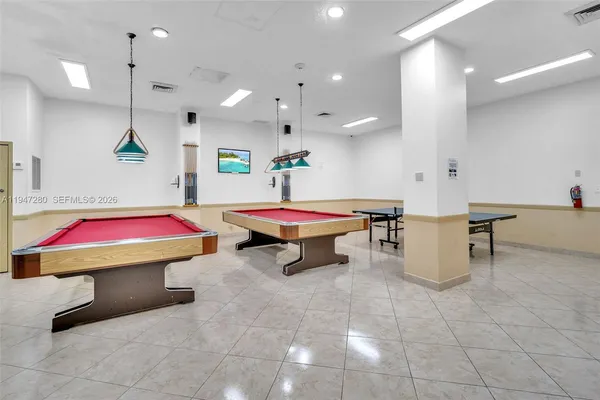 $2,700 | 251 174th Street, Unit 311, Sunny Isles Beach, FL 33160