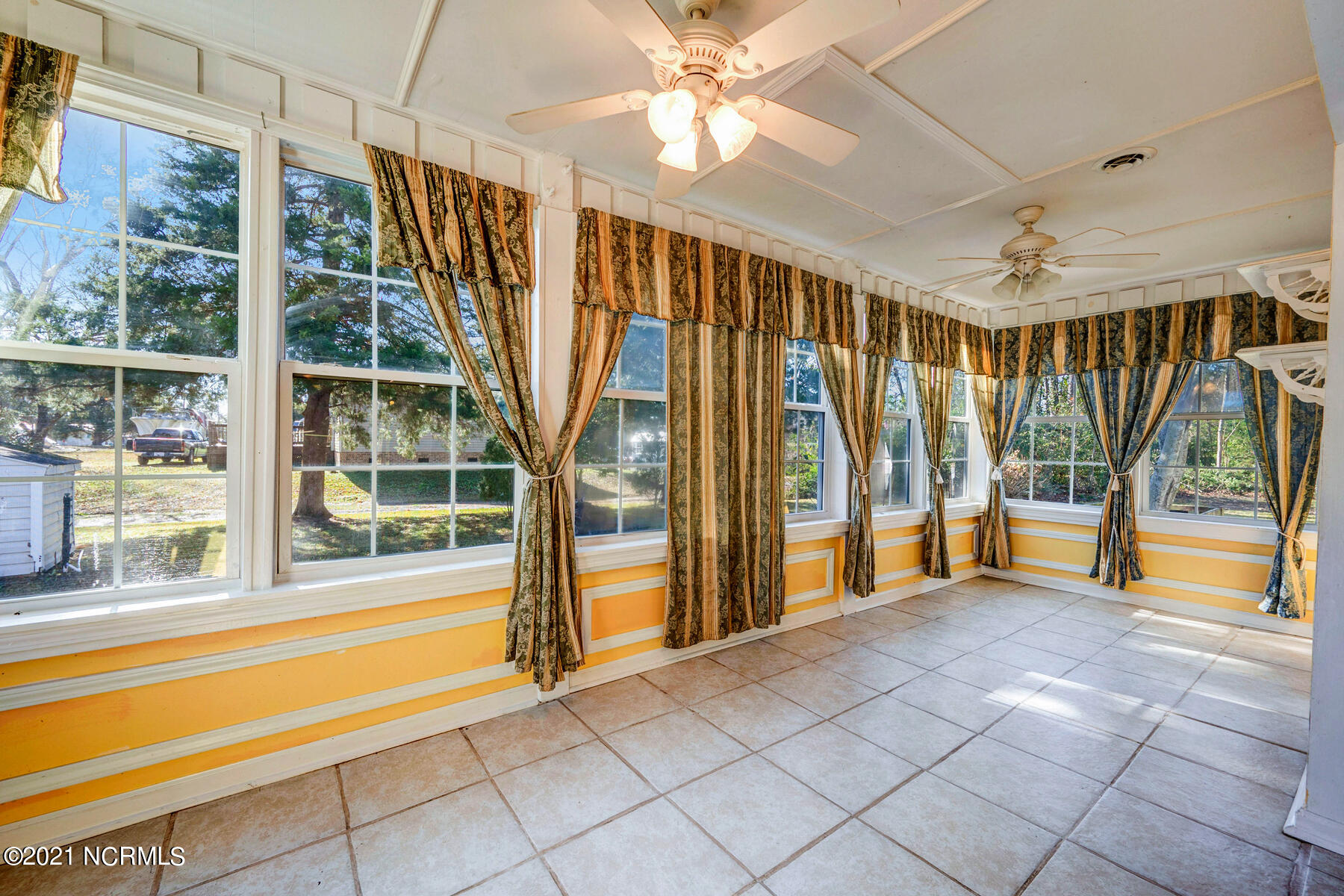 137 Old Mill Road Newport, NC 28570 - Photo 13 of 49 137 Old Mill Road-00028