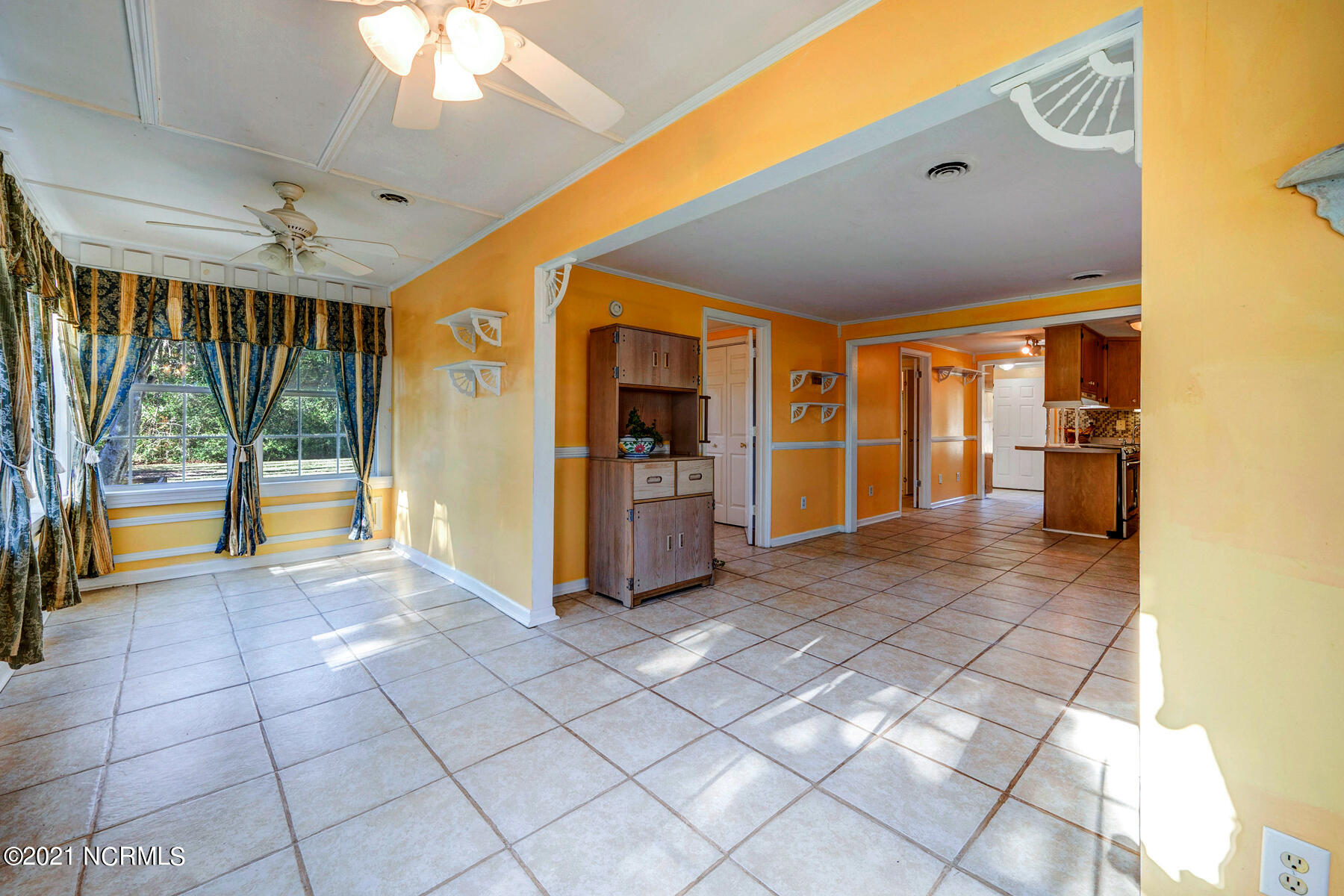 137 Old Mill Road Newport, NC 28570 - Photo 15 of 49 137 Old Mill Road-00029