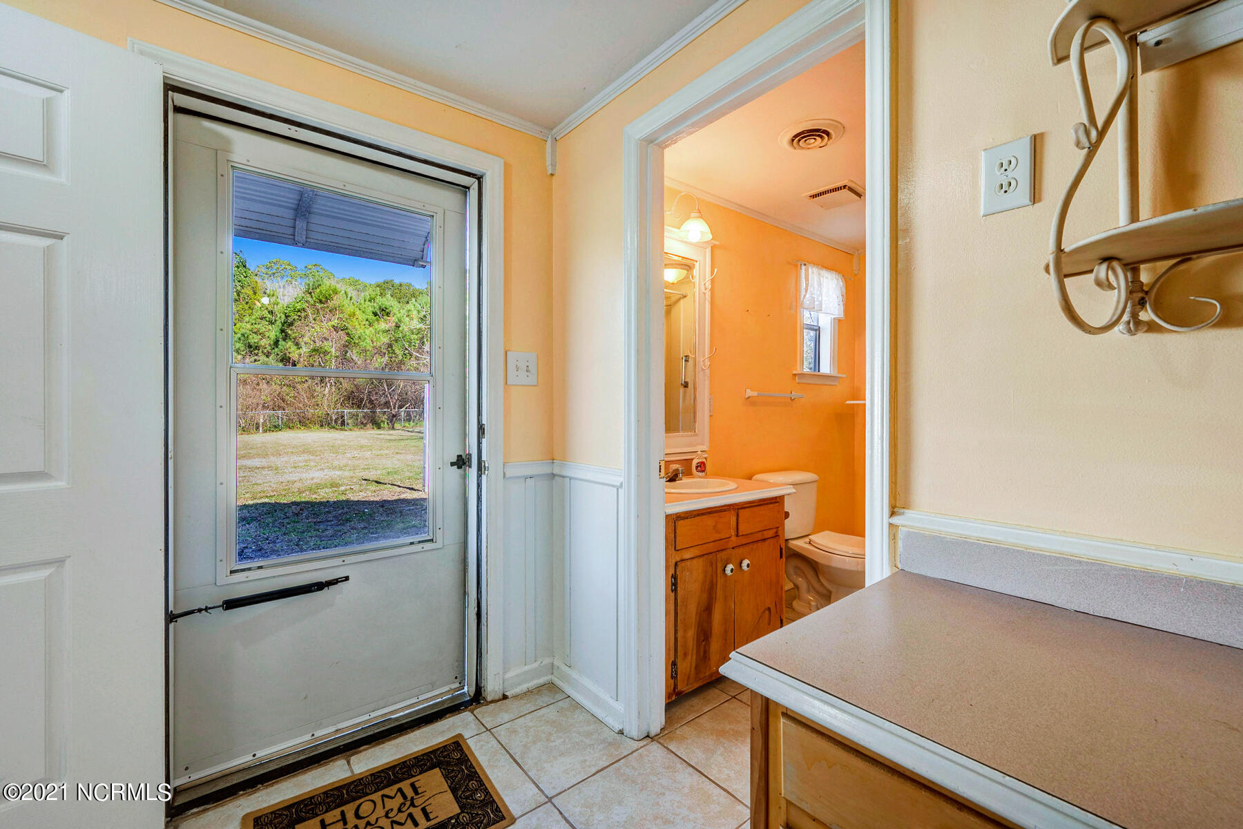 137 Old Mill Road Newport, NC 28570 - Photo 18 of 49 137 Old Mill Road-00032
