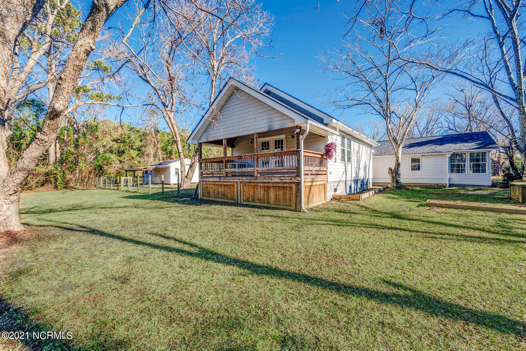 137 Old Mill Road Newport, NC 28570 - Photo 35 of 49 137 Old Mill Road-00018