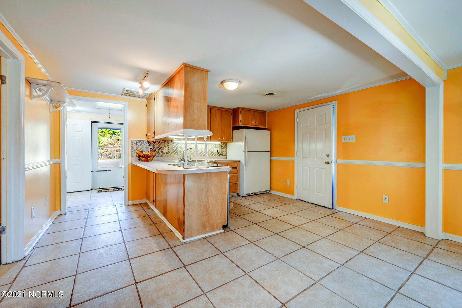 137 Old Mill Road-00027