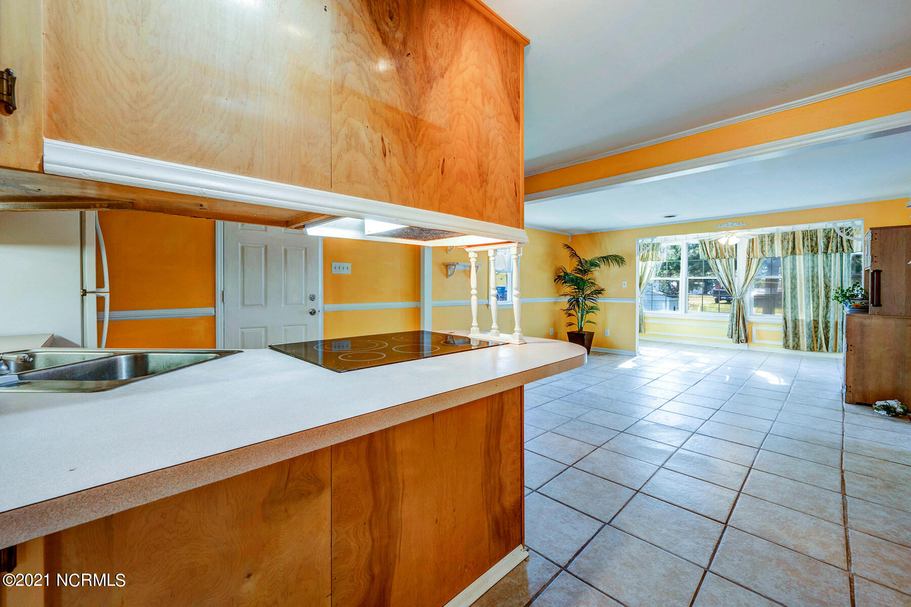 137 Old Mill Road-00031