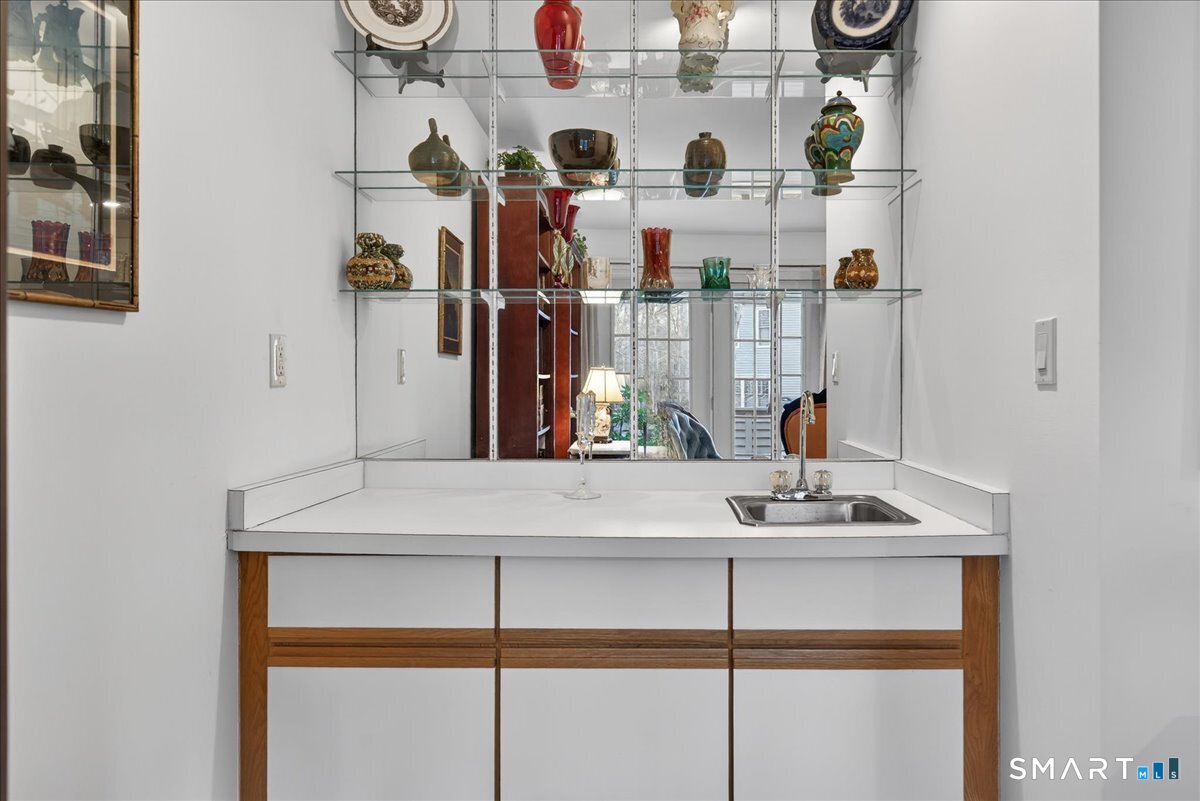 1925 Shepard Avenue, Unit 54 Hamden, CT 06518 - Photo 12 of 36