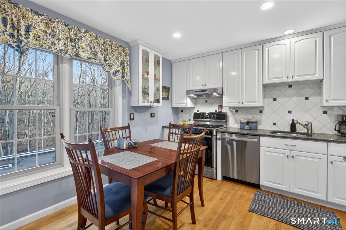 1925 Shepard Avenue, Unit 54 Hamden, CT 06518 - Photo 2 of 36