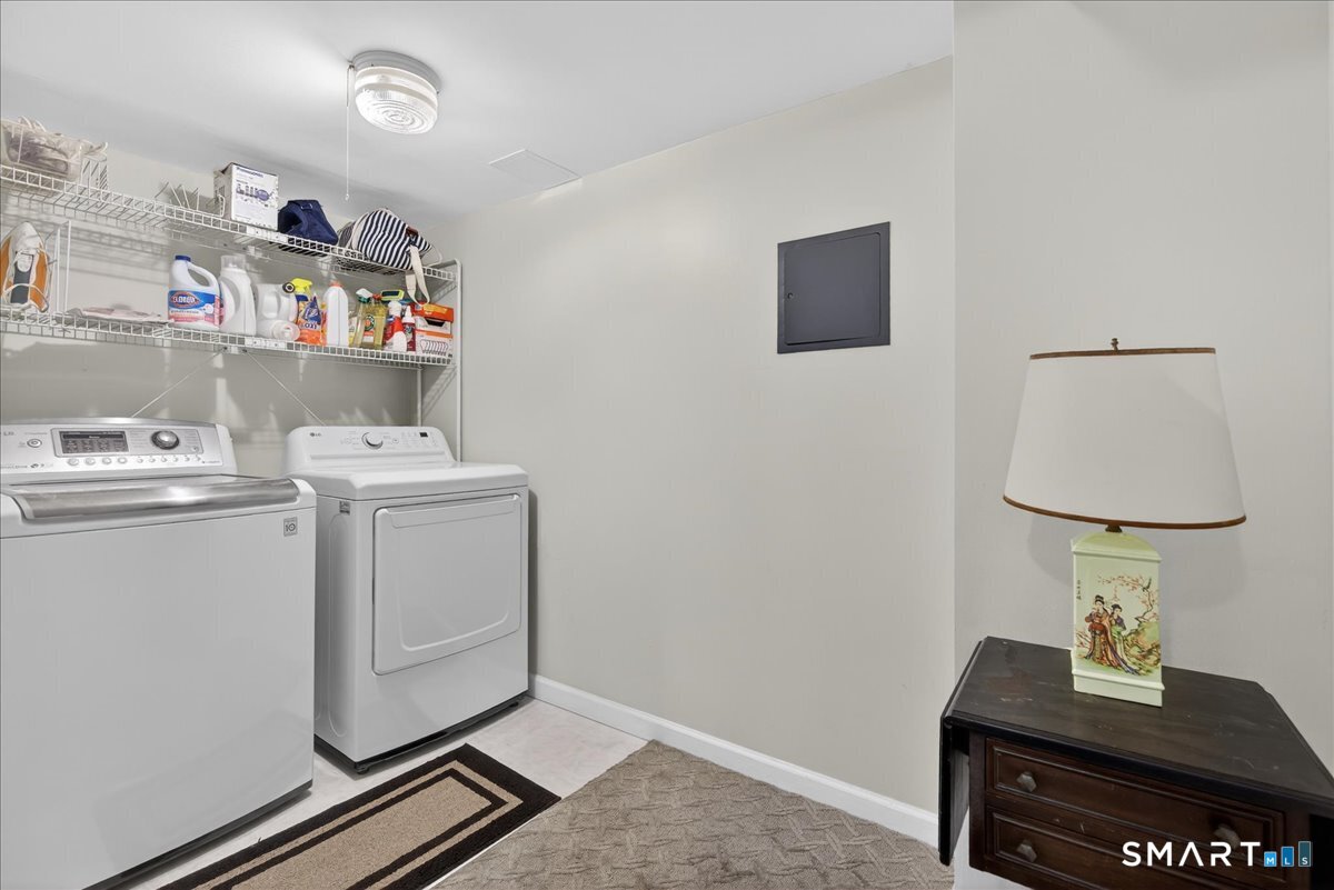 1925 Shepard Avenue, Unit 54 Hamden, CT 06518 - Photo 28 of 36