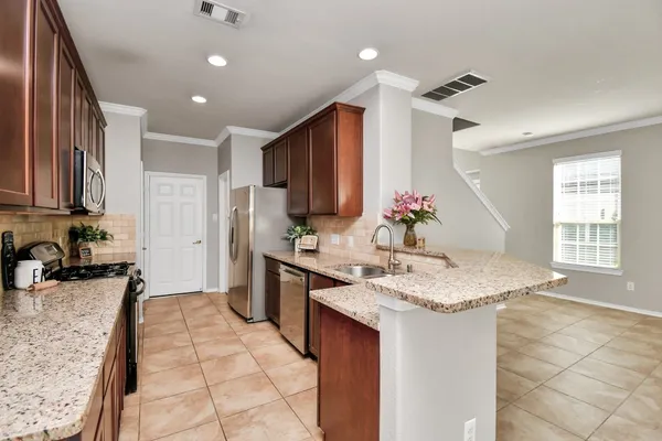 $2,250 | 6426 Haywards Crossing S Circle, Katy, TX 77494