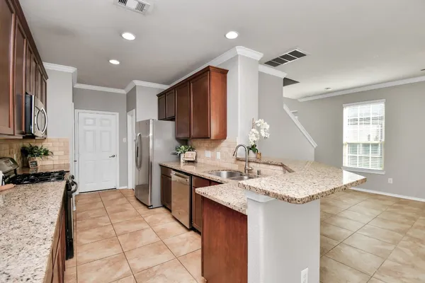 $2,250 | 6426 Haywards Crossing S Circle, Katy, TX 77494