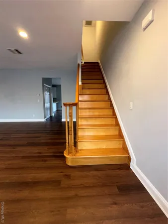 $6,000 | 7803 Shore Road, Port Washington, NY 11050