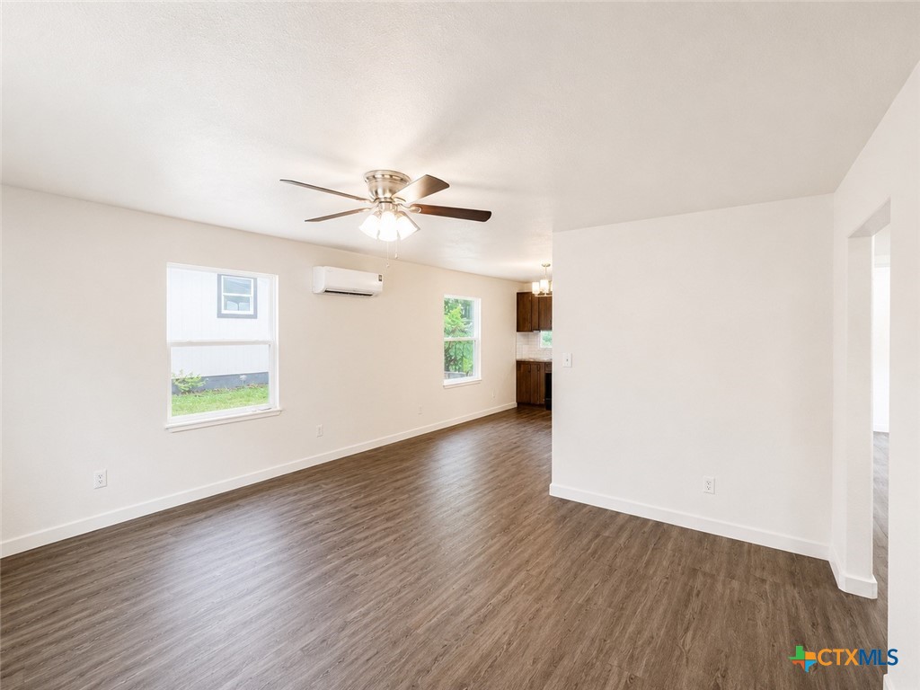 1405 South 39th Street Temple, TX 76504 - Photo 6 of 21