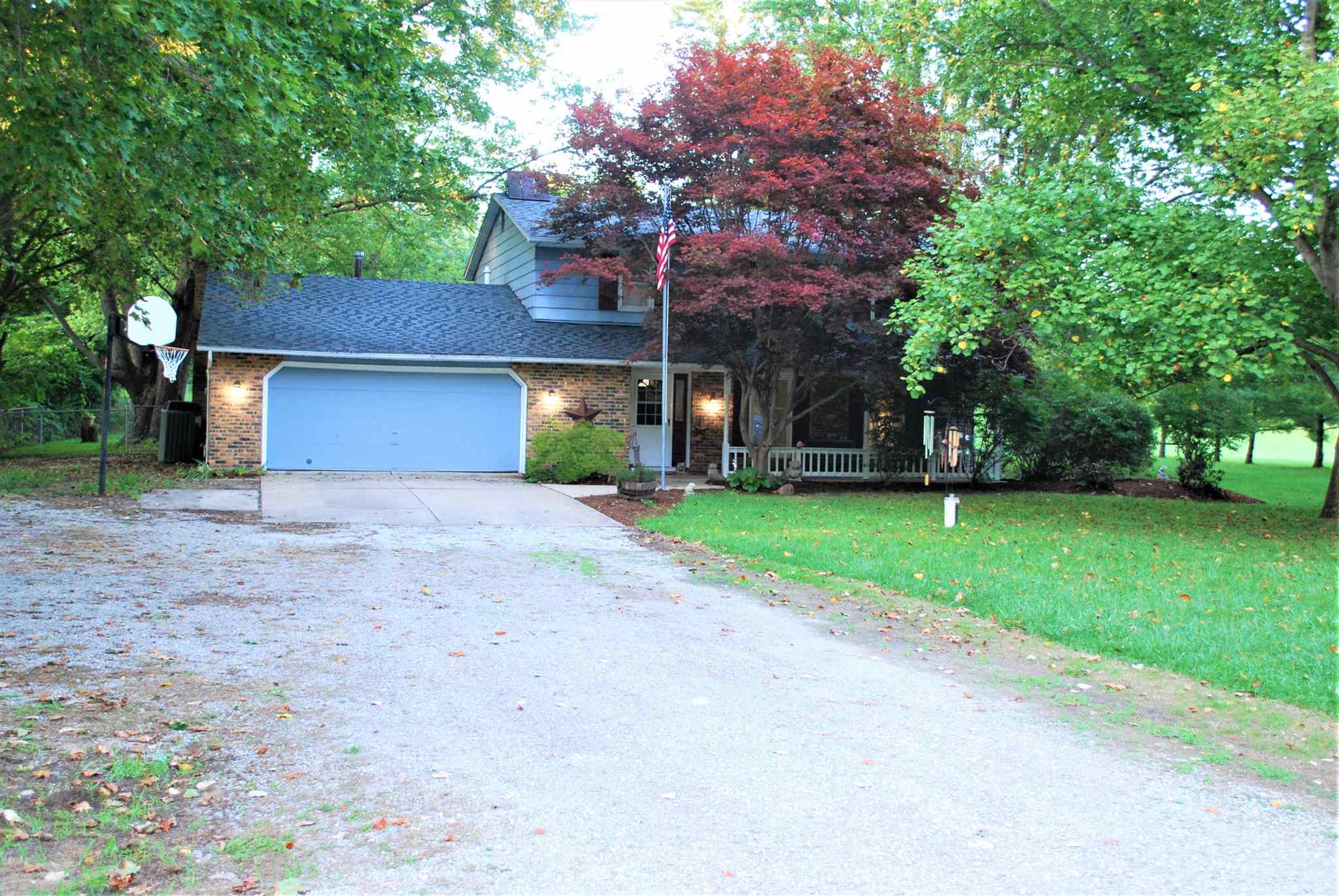 4625 Maples Road Fort Wayne, IN 46816 - Photo 2 of 36