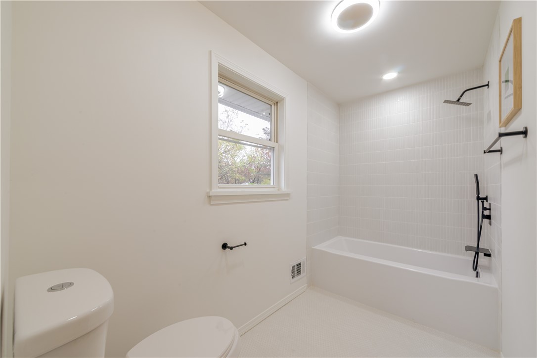 38 Campus Drive Rochester, NY 14623 - Photo 17 of 26