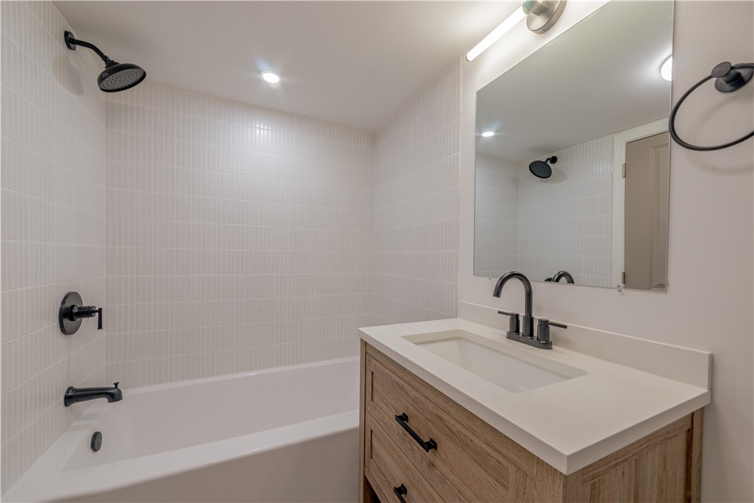 38 Campus Drive Rochester, NY 14623 - Photo 21 of 26