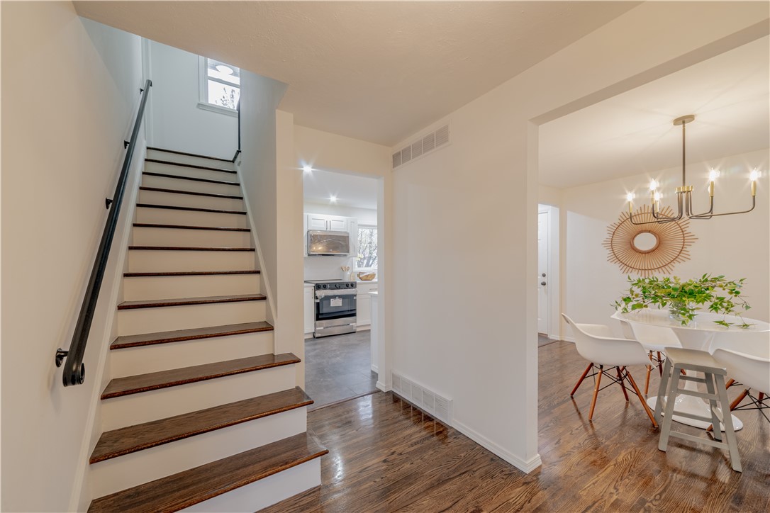 38 Campus Drive Rochester, NY 14623 - Photo 4 of 26