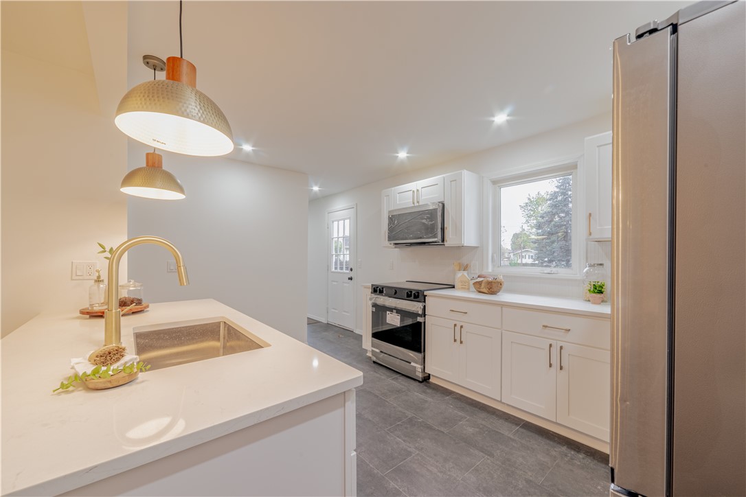 38 Campus Drive Rochester, NY 14623 - Photo 8 of 26