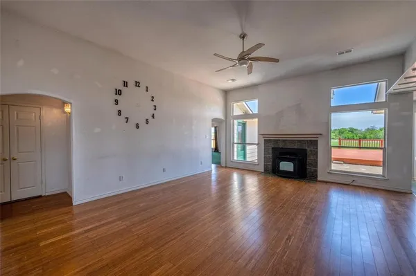 $2,599 | 4705 Farmington Road, Sherman, TX 75092