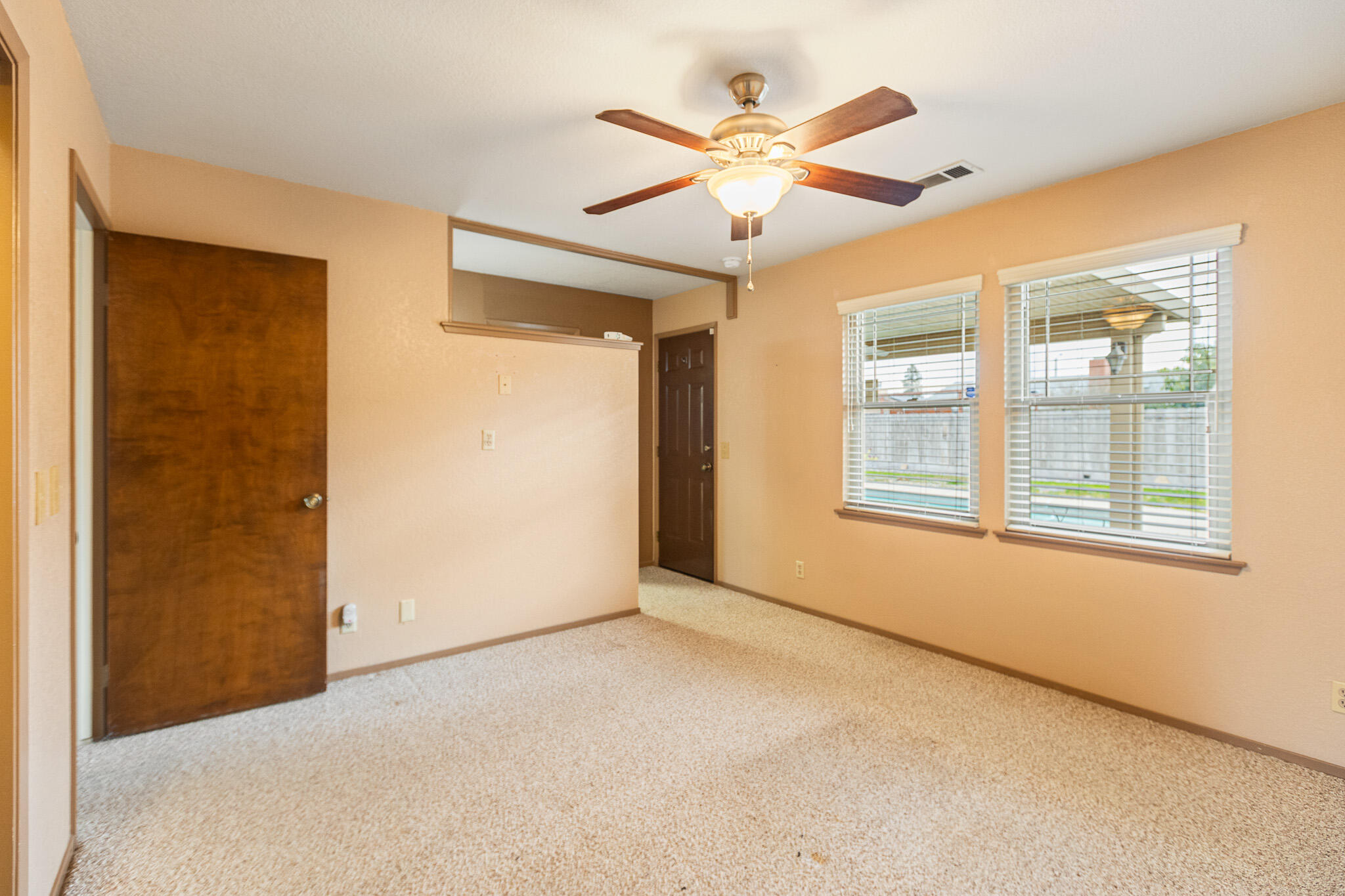 812 Woods Place Exeter, CA 93221 - Photo 20 of 47 21 Primary Bedroom