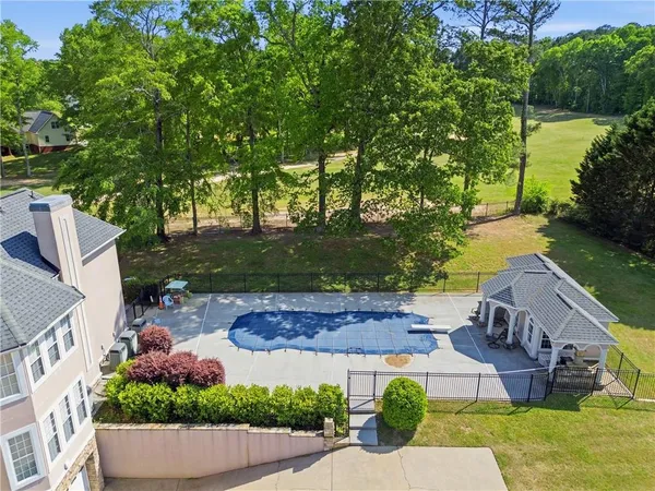 $950,000 | 31 Meadow Lakes Terrace, Cedartown, GA 30125