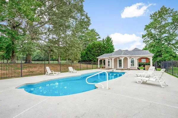 $950,000 | 31 Meadow Lakes Terrace, Cedartown, GA 30125