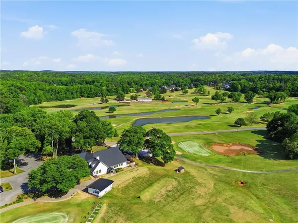 $950,000 | 31 Meadow Lakes Terrace, Cedartown, GA 30125
