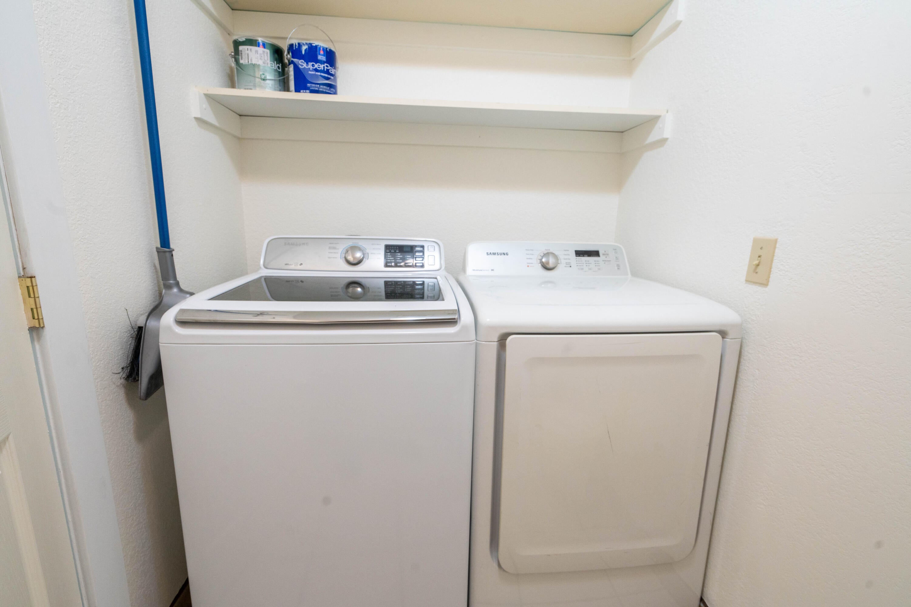 61148 Benham Road Bend, OR 97702 - Photo 16 of 48 DSC08415-HDR