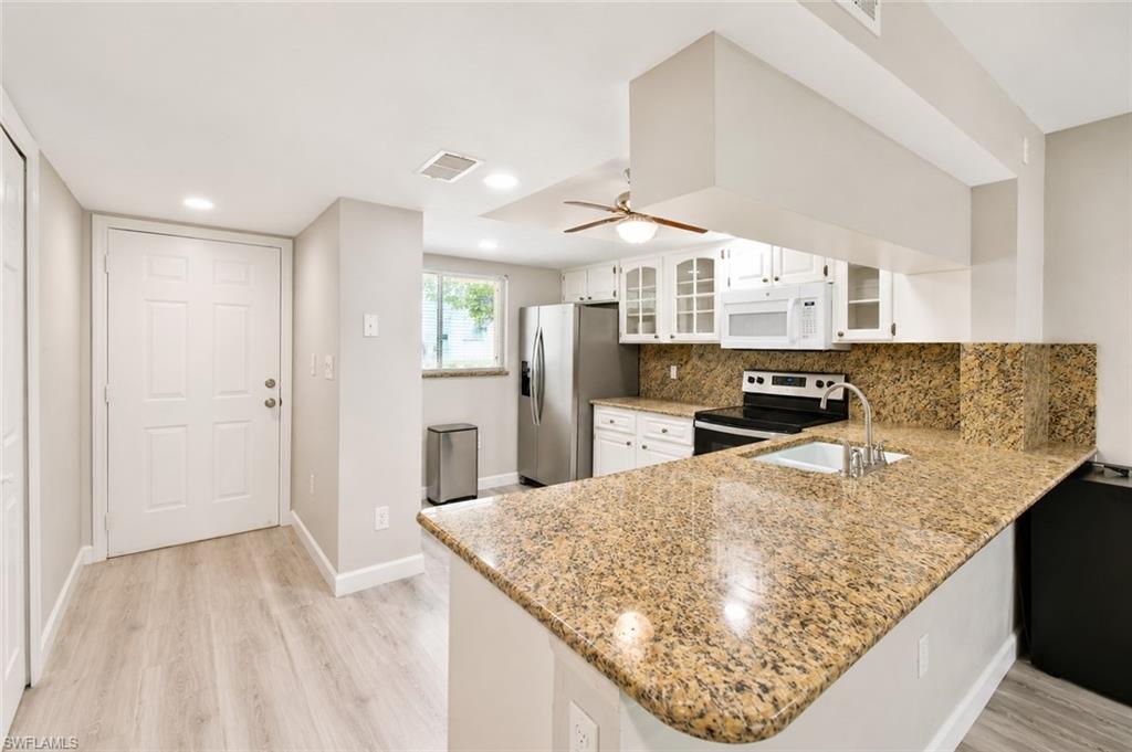 2340 Naples Trace Circle, Unit 2 Naples, FL 34109 - Photo 5 of 23