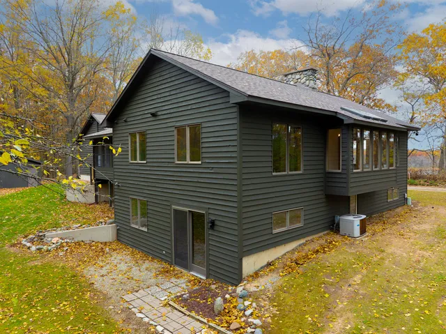 $649,900 | 13461 Burroughs Street Northeast, Lowell, MI 49331