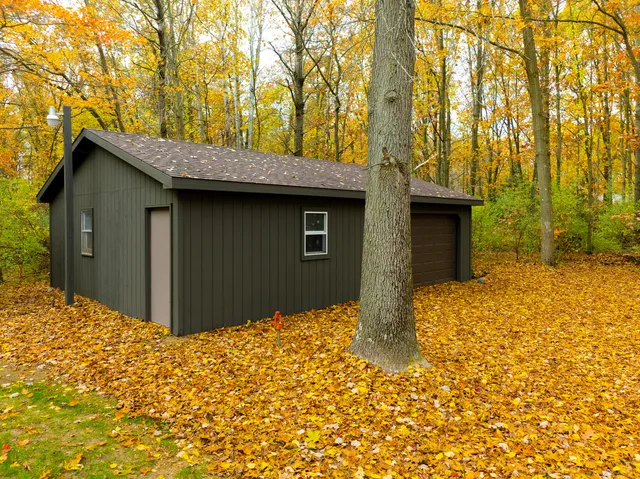 $649,900 | 13461 Burroughs Street Northeast, Lowell, MI 49331