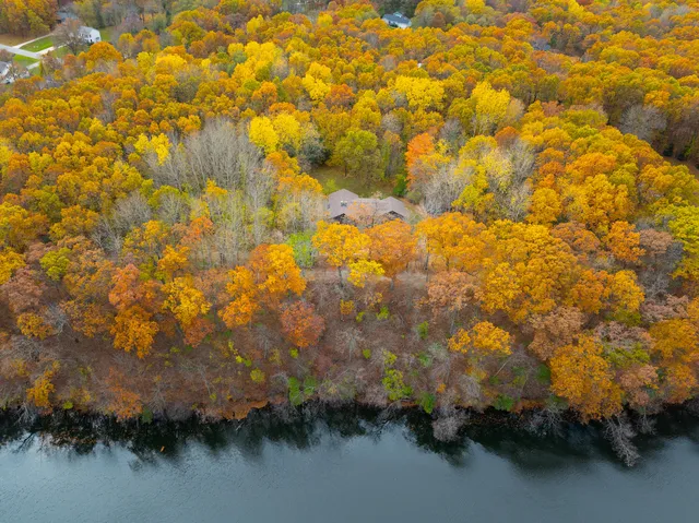 $649,900 | 13461 Burroughs Street Northeast, Lowell, MI 49331